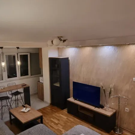 Anzoli Apartmani Centar Niksic Exterior photo